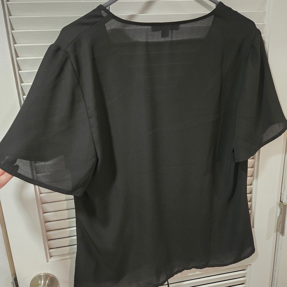 INC International Concepts Black Gathered V-Neck Blouse - Picture 4 of 4